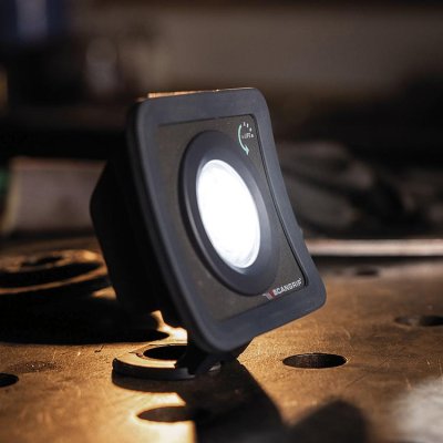 Akumulátorové pracovní svítidlo NOVA MINI Fore Life 100-1000Lumen Scangrip - obrázek